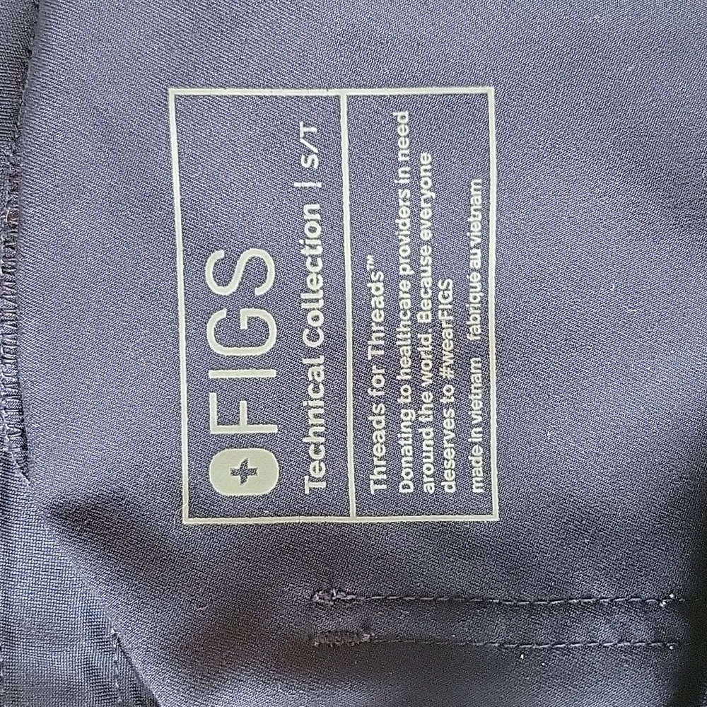 Figs High Waisted Nola Skinny Scrub Pants In Navy - Picture 8 of 8